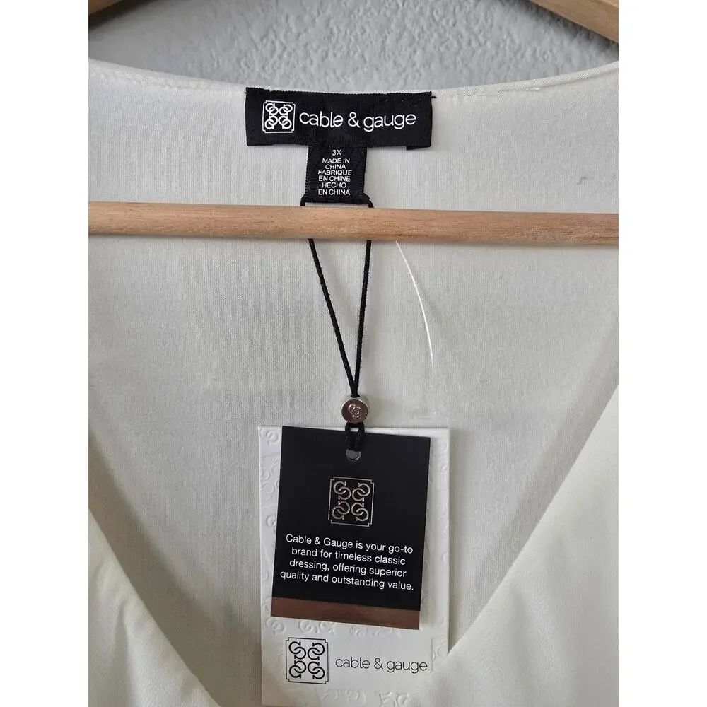 NWT Cable & Gauge 3X White Ruffle V Neck Blouse Plus Size Career Top Minimalist - Picture 3 of 7